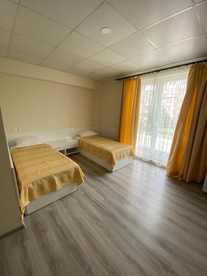 Hostel Комплекс Окей Szumen Zewnętrze zdjęcie