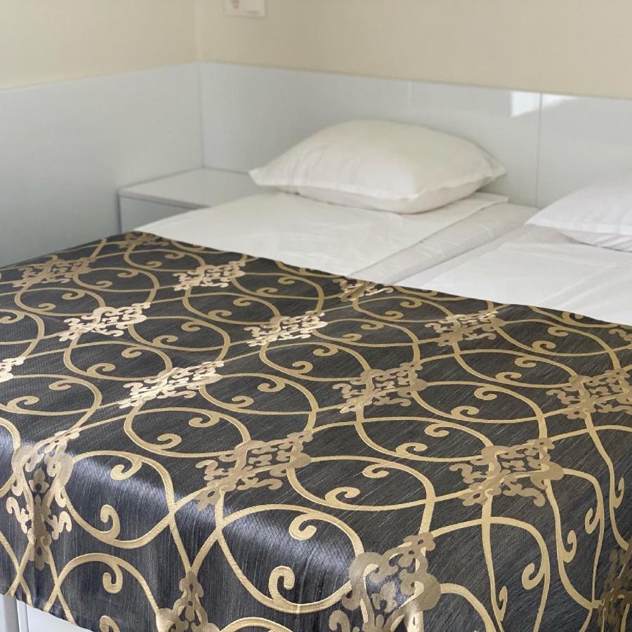 Hostel Комплекс Окей Szumen Zewnętrze zdjęcie