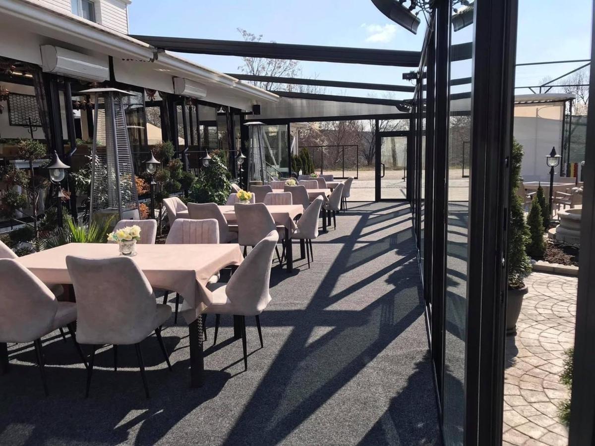 Hostel Комплекс Окей Szumen Zewnętrze zdjęcie